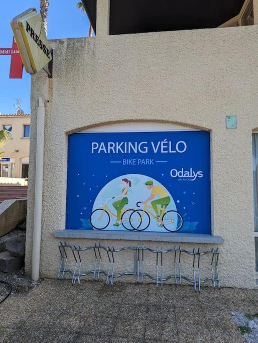 Apartment T3 Climatise Dans Avec Piscine, Proximite Et Parking *