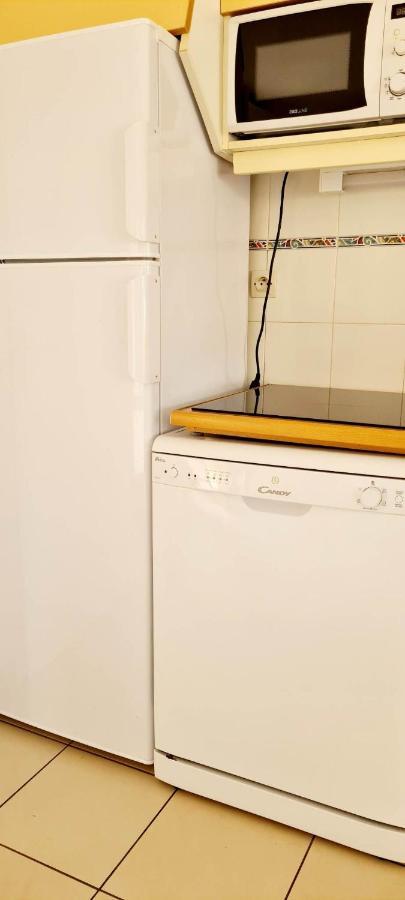 T3 Climatise Dans Avec Piscine, Proximite Et Parking Apartment